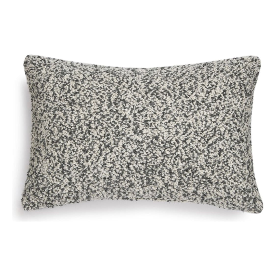 Scapa_Home_cushion_Aberdeen_grey_60_x_40_cm